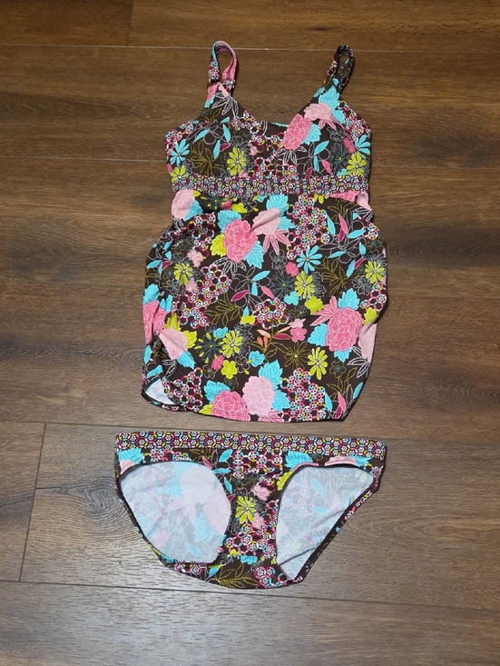 Motherhood Other - Motherhood Ladies Swimsuit 2 pieces Small